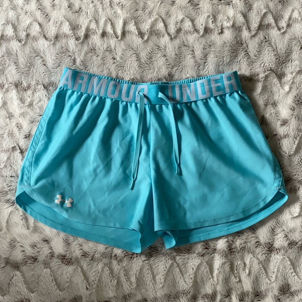UNDER ARMOUR shorts!🔥